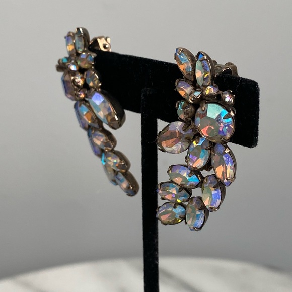 Vintage Clip on Earrings - AB crystals - Picture 6 of 7